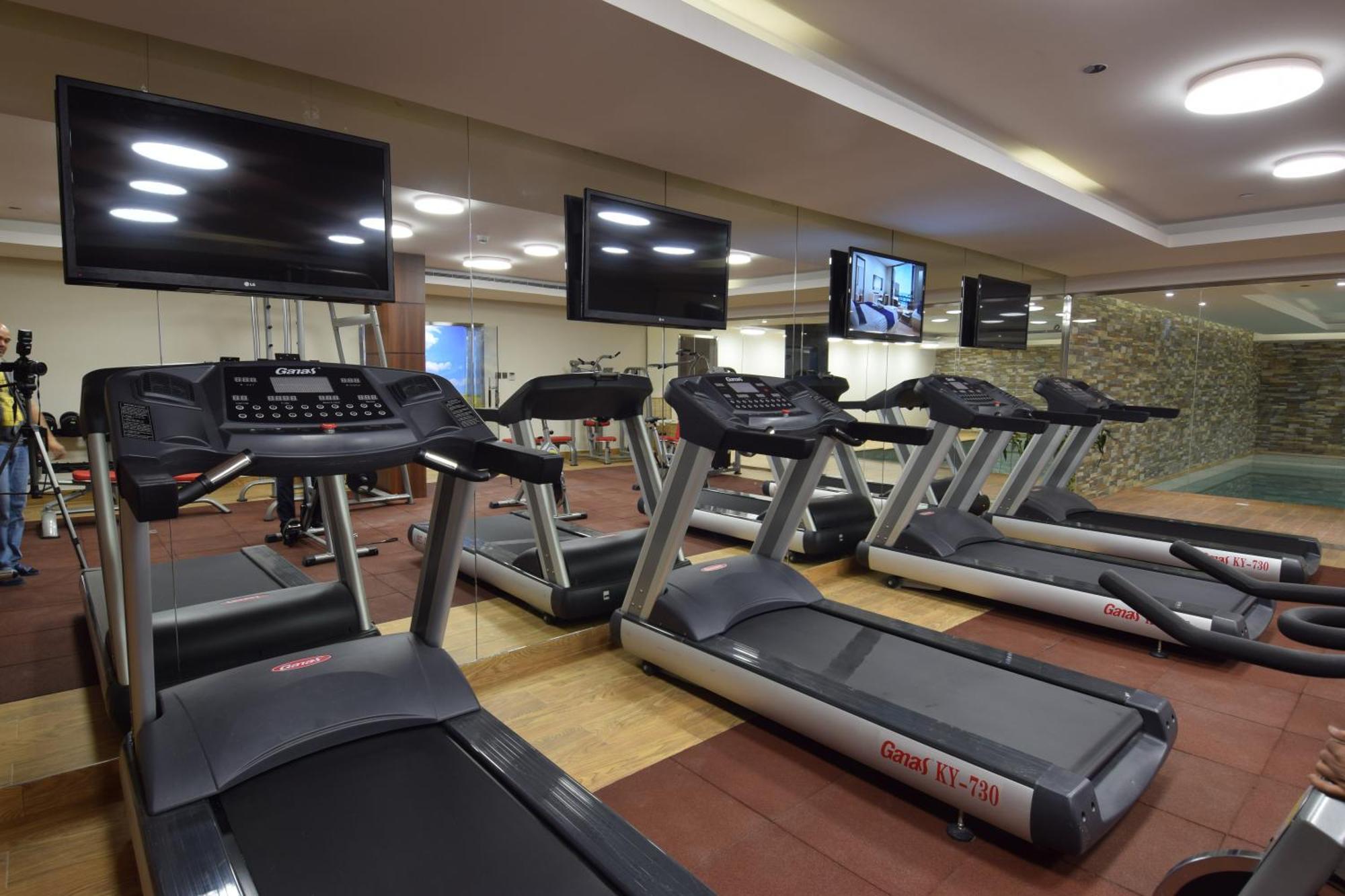 Novotel Suites Riyadh Centre Экстерьер фото