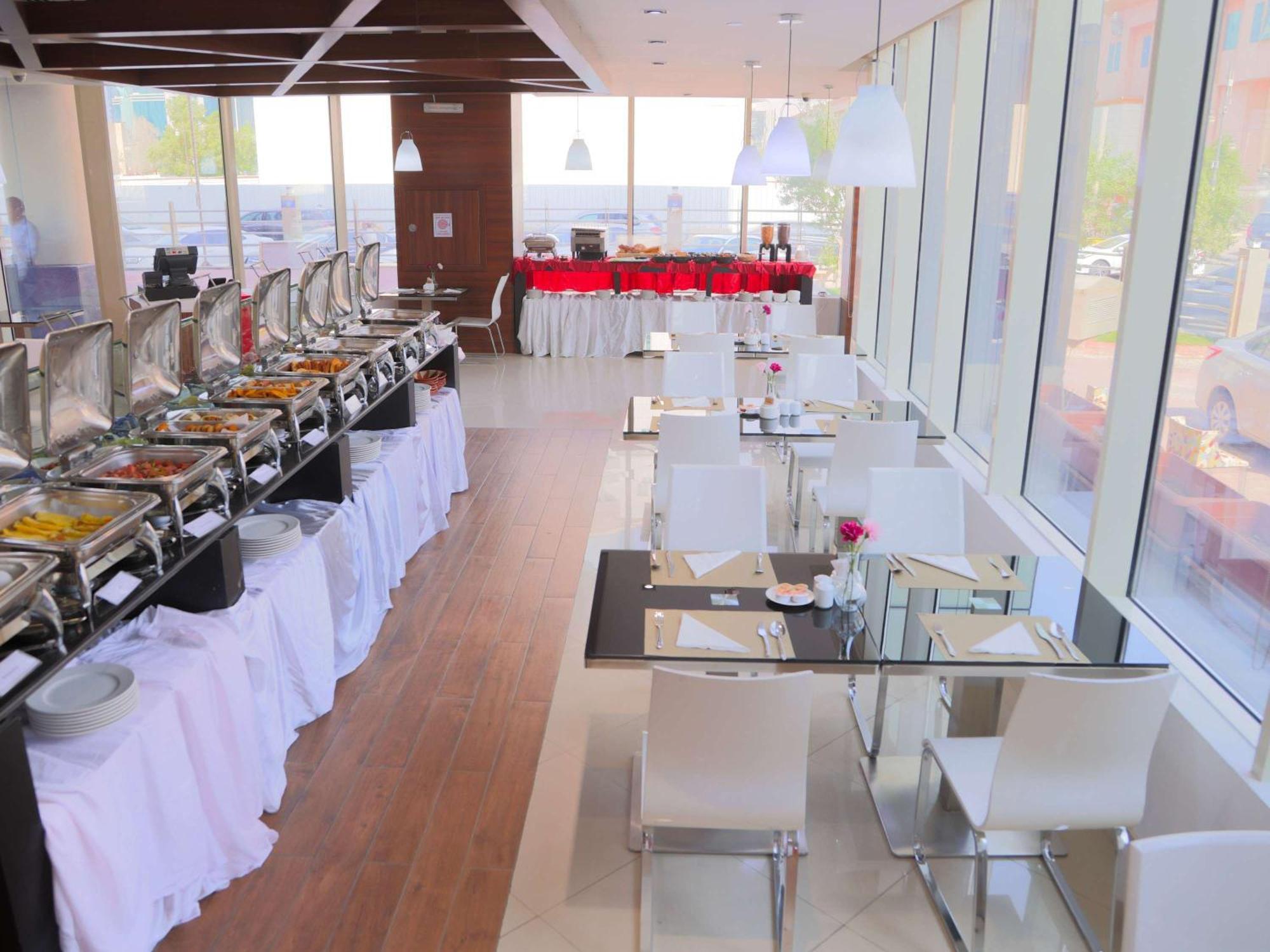 Novotel Suites Riyadh Centre Экстерьер фото