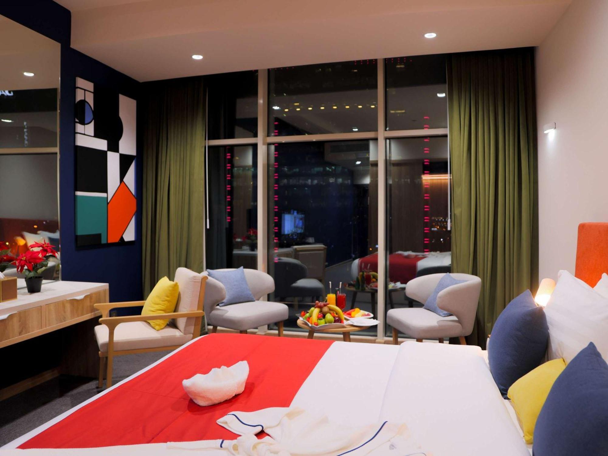 Novotel Suites Riyadh Centre Экстерьер фото