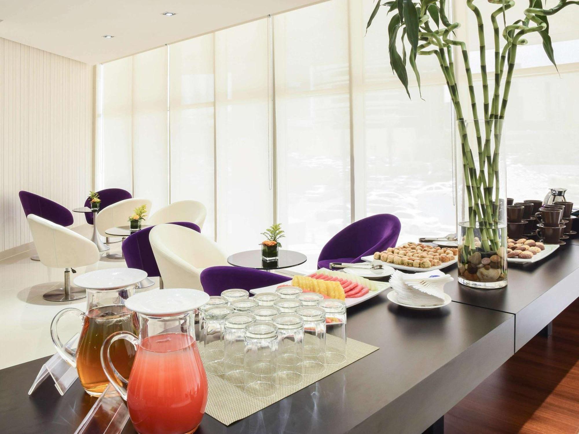 Novotel Suites Riyadh Centre Экстерьер фото