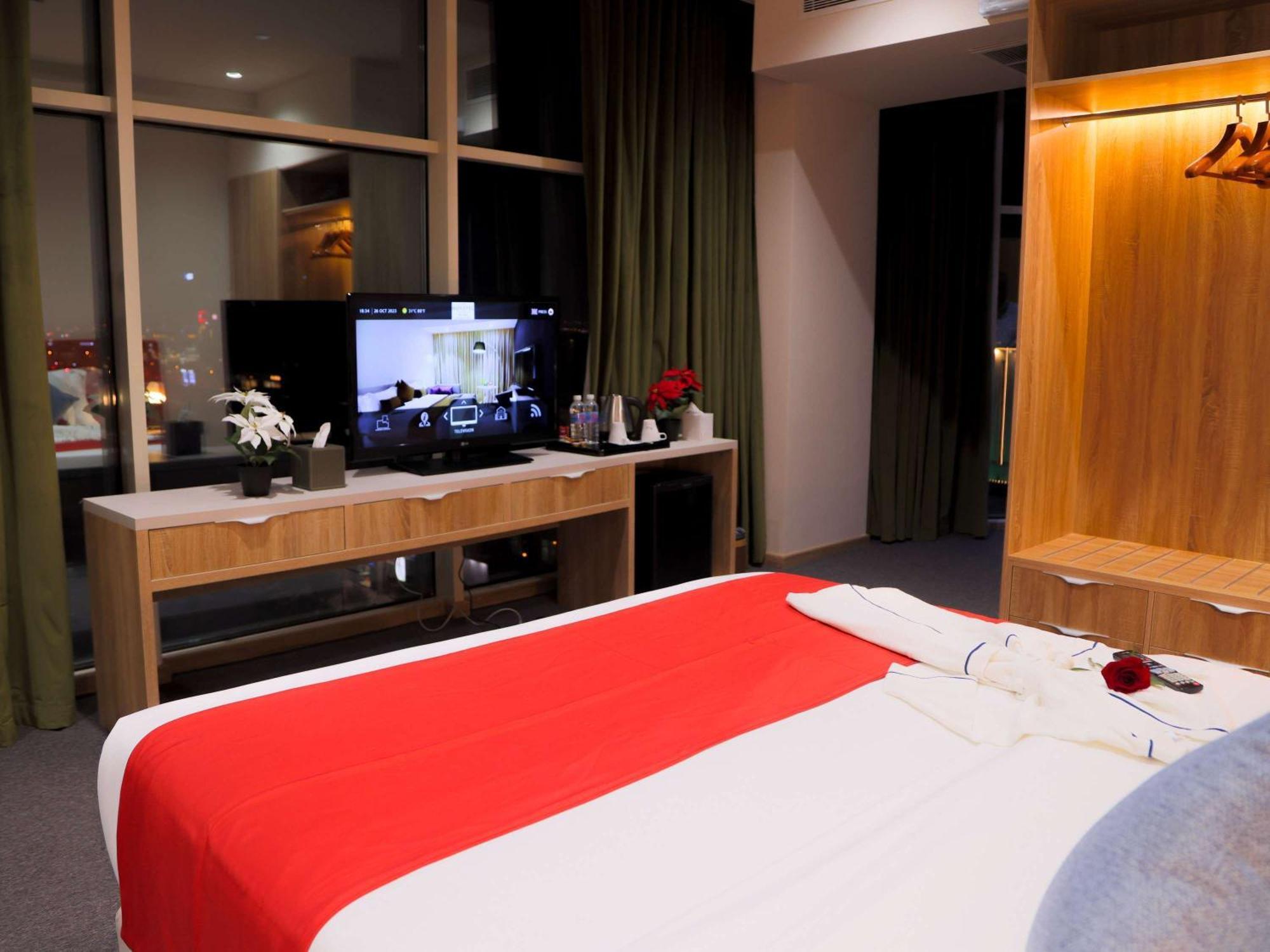 Novotel Suites Riyadh Centre Экстерьер фото